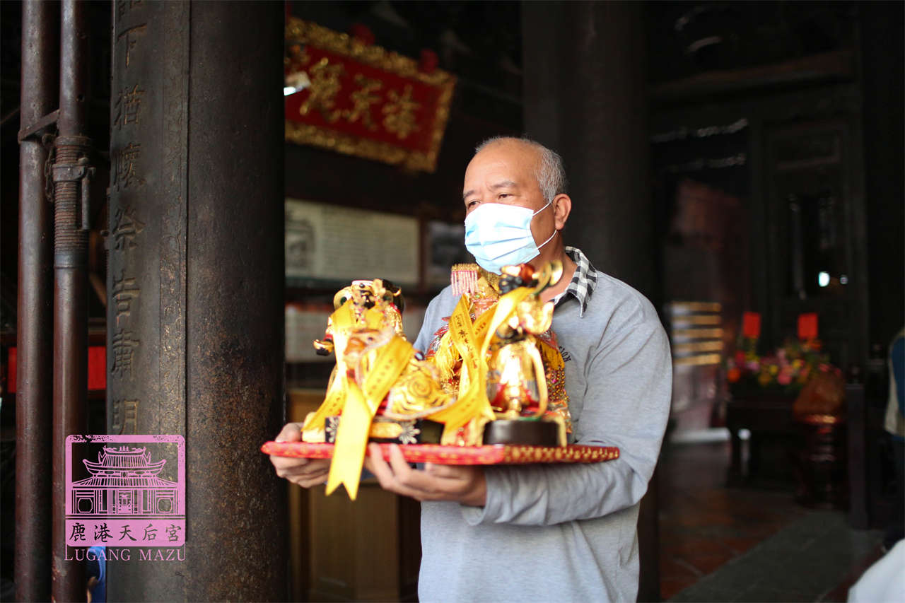 Read more about the article 雲林縣 黃三雄進香團